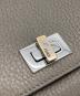 中古・古着 FENDI (フェンディ) Peekaboo3つ折り財布 グレー：8000円