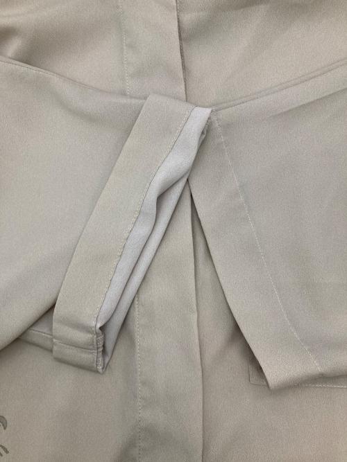 CLANE（クラネ）CLANE (クラネ) パネルフラワーシャツ ベージュ サイズ:2の古着・服飾アイテム