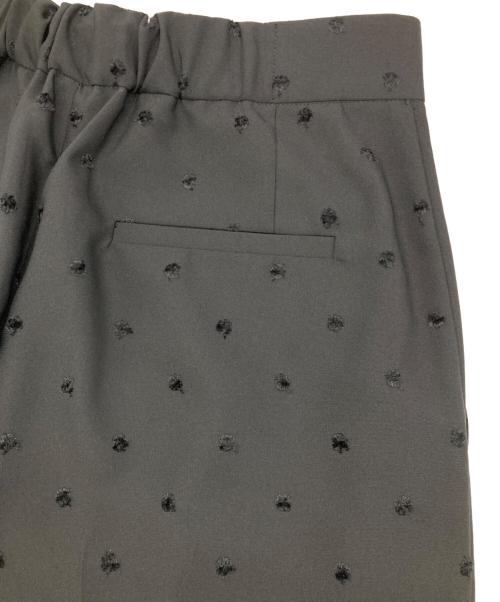 NOLLEY'S（ノーリーズ）NOLLEY'S (ノーリーズ) ウォッシャブルドットツッキリツータックテーパードパンツ ブラック サイズ:38 未使用品の古着・服飾アイテム