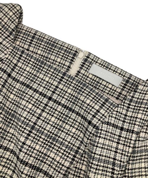 CELFORD（セルフォード）CELFORD (セルフォード) トリプルクロスワンピース ワンピース アイボリー サイズ:34の古着・服飾アイテム