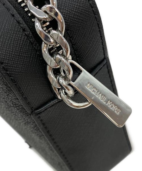 MICHAEL KORS（マイケルコース）MICHAEL KORS (マイケルコース) JET SET ITEM LG EW CROSSBODY ブラックの古着・服飾アイテム