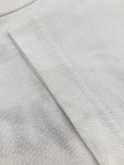 WHITE MOUNTAINEERING（ホワイトマウンテ二アニング）WHITE MOUNTAINEERING (ホワイトマウンテ二アニング) LOGO PRINTED T-SHIRT ホワイト サイズ:3の古着・服飾アイテム