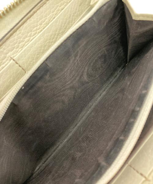 GUCCI（グッチ）GUCCI (グッチ) ソーホー ラウンド ファスナーウォレット ホワイトの古着・服飾アイテム