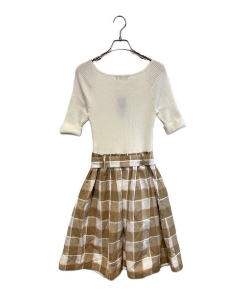 BLUE LABEL CRESTBRIDGE（ブルーレーベルクレストブリッジ）BLUE LABEL CRESTBRIDGE (ブルーレーベルクレストブリッジ) 切替ワンピース ホワイト×ベージュ サイズ:38 未使用品の古着・服飾アイテム