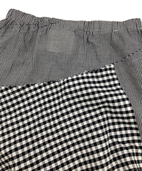 COMME des GARCONS tricot（コムデギャルソントリコ）COMME des GARCONS tricot (コムデギャルソントリコ) パッチワークスカート ホワイト×ブラック サイズ:Freeの古着・服飾アイテム