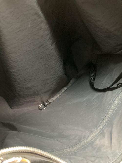 BAGGU（バグー）BAGGU (バグー) Recycled Leather Shoulder Bag ブラックの古着・服飾アイテム