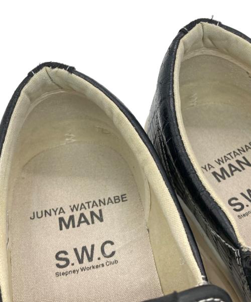 JUNYA WATANABE MAN（ジュンヤワタナベマン）JUNYA WATANABE MAN (ジュンヤワタナベマン) Stepney Workers Club (ステファニー ワーカーズ クラブ) スリッポン ブラック サイズ:42の古着・服飾アイテム