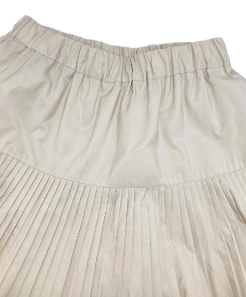 BEARDSLEY（ビアズリー）BEARDSLEY (ビアズリー) プリーツティアードスカート ホワイト サイズ:Freeの古着・服飾アイテム