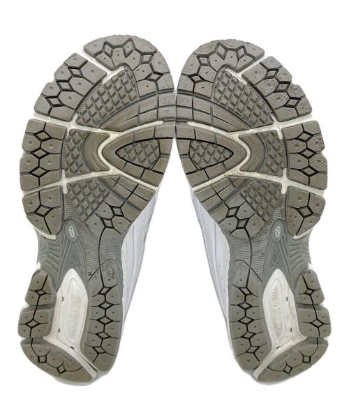 NEW BALANCE（ニューバランス）NEW BALANCE (ニューバランス) BEAMS (ビームス) 別注M2002RM3 ホワイト サイズ:US9.5の古着・服飾アイテム
