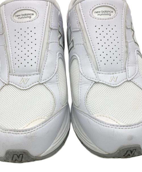 NEW BALANCE（ニューバランス）NEW BALANCE (ニューバランス) BEAMS (ビームス) 別注M2002RM3 ホワイト サイズ:US9.5の古着・服飾アイテム