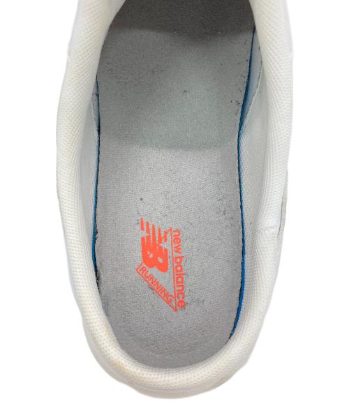 NEW BALANCE（ニューバランス）NEW BALANCE (ニューバランス) BEAMS (ビームス) 別注M2002RM3 ホワイト サイズ:US9.5の古着・服飾アイテム