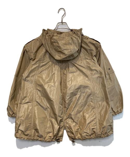 BURBERRY BLUE LABEL（バーバリー ブルー レーベル）BURBERRY BLUE LABEL (バーバリー ブルー レーベル) マウンテンパーカー ベージュ サイズ:38の古着・服飾アイテム