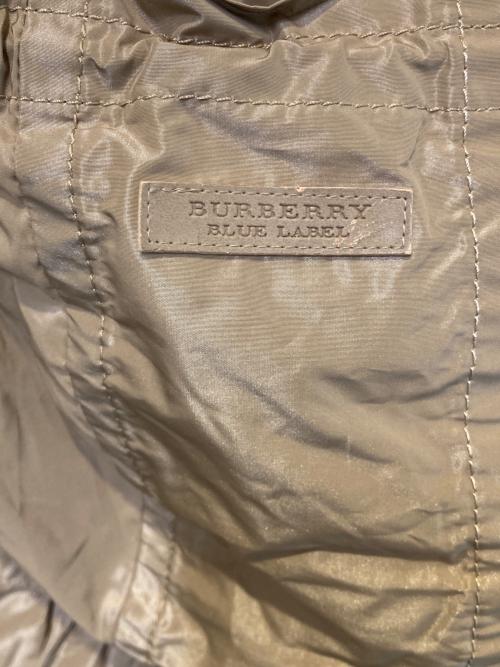BURBERRY BLUE LABEL（バーバリー ブルー レーベル）BURBERRY BLUE LABEL (バーバリー ブルー レーベル) マウンテンパーカー ベージュ サイズ:38の古着・服飾アイテム