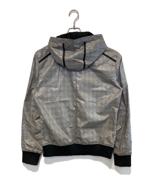 BURBERRY BLACK LABEL（バーバリーブラックレーベル）BURBERRY BLACK LABEL (バーバリーブラックレーベル) リバーシブルジャケット ホワイト×ブラック サイズ:Lの古着・服飾アイテム