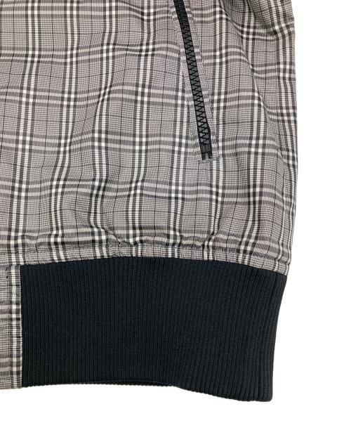BURBERRY BLACK LABEL（バーバリーブラックレーベル）BURBERRY BLACK LABEL (バーバリーブラックレーベル) リバーシブルジャケット ホワイト×ブラック サイズ:Lの古着・服飾アイテム