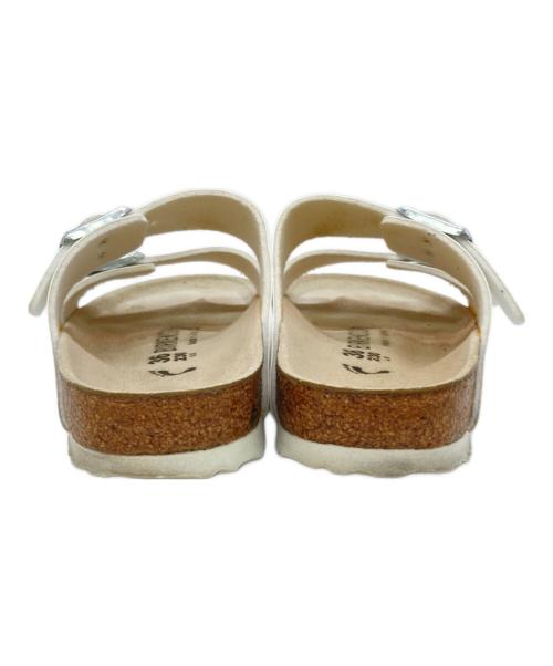 BIRKENSTOCK（ビルケンシュトック）BIRKENSTOCK (ビルケンシュトック) Arizona ホワイト サイズ:36の古着・服飾アイテム