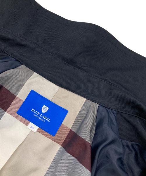 BLUE LABEL CRESTBRIDGE（ブルーレーベルクレストブリッジ）BLUE LABEL CRESTBRIDGE (ブルーレーベルクレストブリッジ) ショートトレンチジャケット ネイビー サイズ:36の古着・服飾アイテム