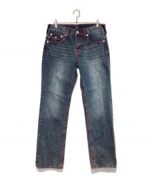 TRUE RELIGION（トゥルー レリジョン）の古着「Ricky Big T Flap TR Embro Jean」｜インディゴ×レッド