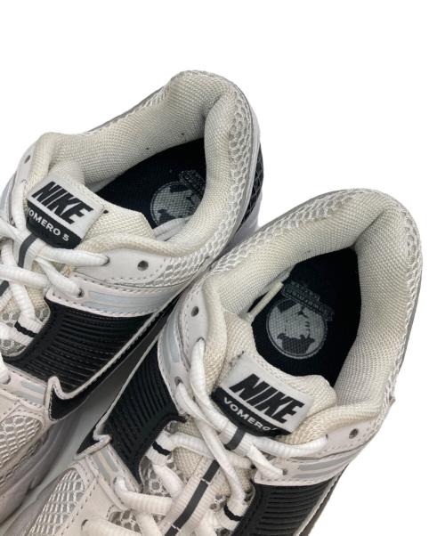 NIKE（ナイキ）NIKE (ナイキ) ZOOM VOMERO ホワイト×ブラック サイズ:US6.5の古着・服飾アイテム
