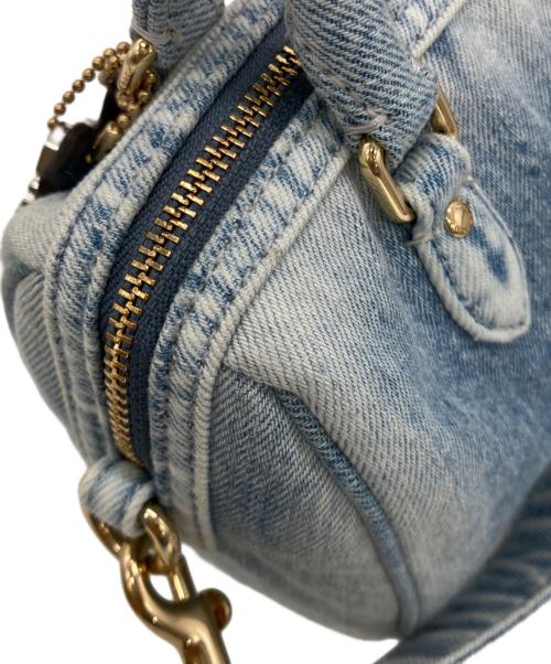 COACH（コーチ）COACH (コーチ) ミニ ローアン クロスボディ バッグ・ラブド デニム・チャーム インディゴの古着・服飾アイテム