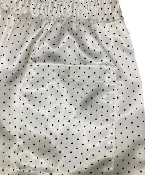 SLOBE IENA（スローブ イエナ）SLOBE IENA (スローブ イエナ) ドットプリントサテンイージーパンツ ホワイト×ブラック サイズ:FREEの古着・服飾アイテム
