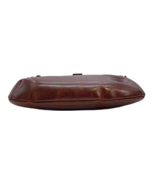 SLOW（スロウ）SLOW (スロウ) Herbie Latch Shoulder Bag ブラウンの古着・服飾アイテム