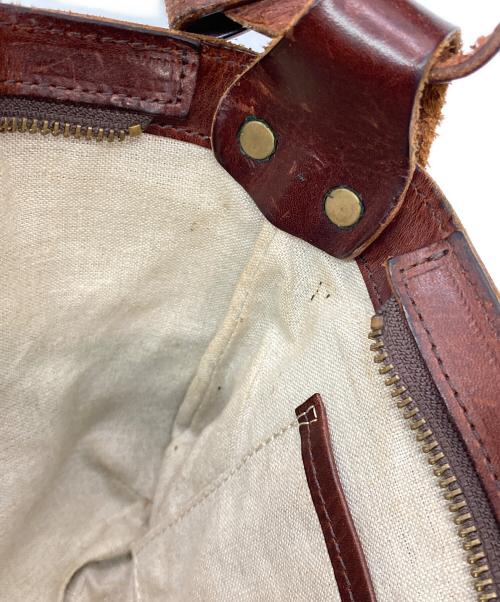 SLOW（スロウ）SLOW (スロウ) Herbie Latch Shoulder Bag ブラウンの古着・服飾アイテム