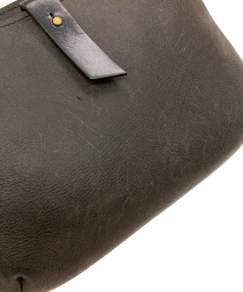 SLOW（スロウ）SLOW (スロウ) Latch Shoulder Bag ブラックの古着・服飾アイテム