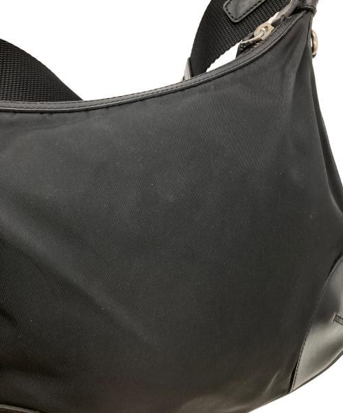 PRADA（プラダ）PRADA (プラダ) ナイロンショルダーバッグ ブラックの古着・服飾アイテム