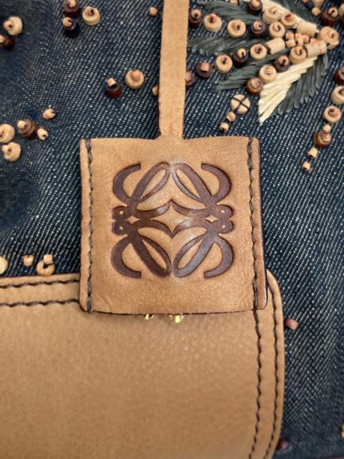 LOEWE（ロエベ）LOEWE (ロエベ) アマソナ36 ブラウンの古着・服飾アイテム