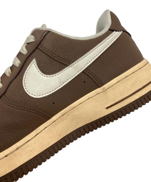NIKE（ナイキ）NIKE (ナイキ) AIR FORCE 1 '07 ブラウン サイズ:US6の古着・服飾アイテム