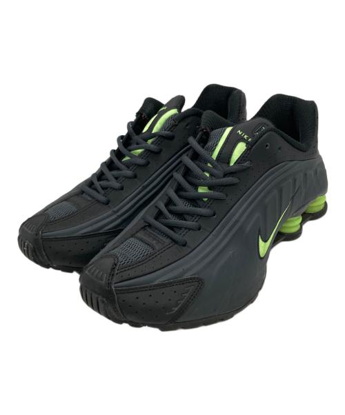 NIKE（ナイキ）NIKE (ナイキ) SHOX R4 ブラック×グリーン サイズ:US9.5の古着・服飾アイテム