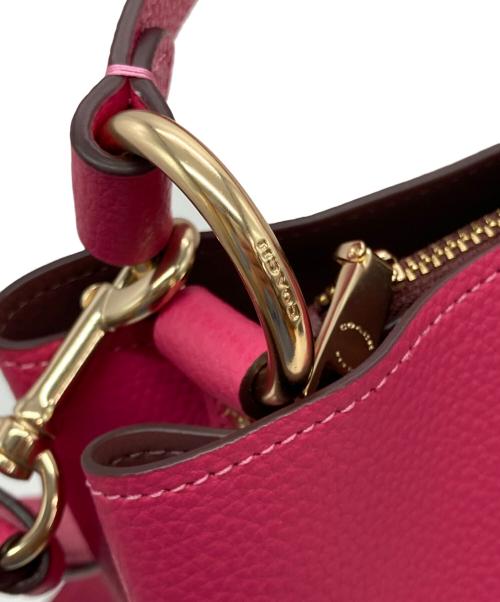 COACH（コーチ）COACH (コーチ) Town Bucket Bag ピンクの古着・服飾アイテム