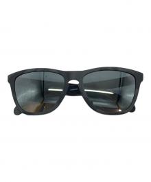 OAKLEY（オークリー）の古着「Frogskinsサングラス」｜グレー