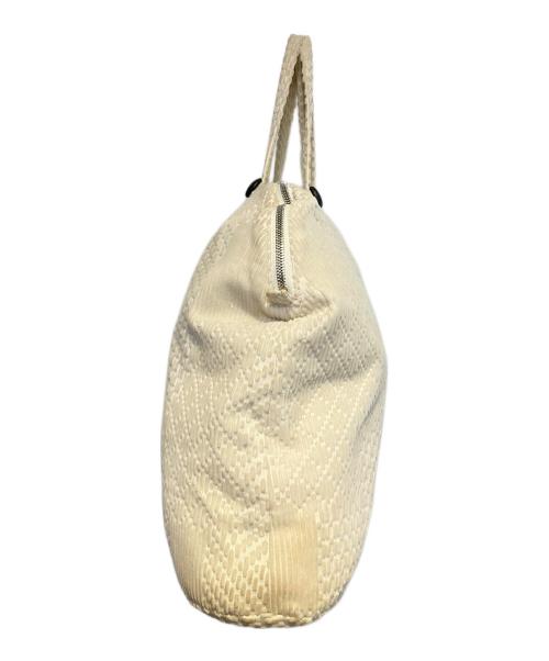 mina perhonen（ミナ ペルホネン）mina perhonen (ミナ ペルホネン) bell bag アイボリーの古着・服飾アイテム