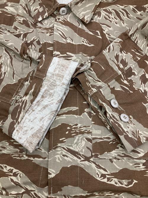 US ARMY（ユーエスアーミー）US ARMY (ユーエスアーミー) ［古着］BDUコンバットジャケット ベージュ サイズ:XLの古着・服飾アイテム
