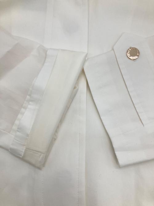 MACKINTOSH LONDON（マッキントッシュ ロンドン）MACKINTOSH LONDON (マッキントッシュ ロンドン) ウェザーコットンステンカラーショートコート ホワイト サイズ:38の古着・服飾アイテム