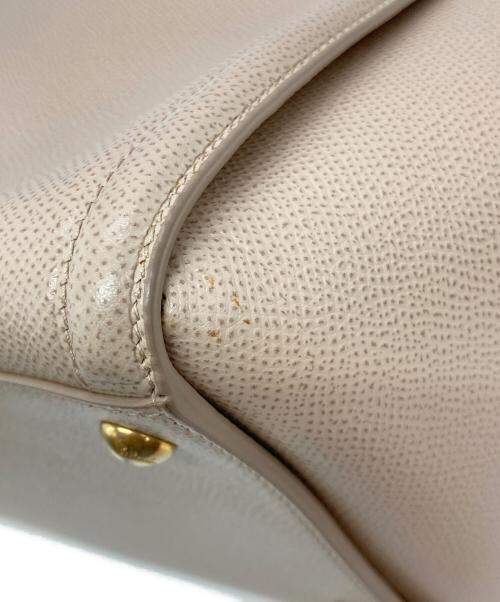 Salvatore Ferragamo（サルヴァトーレ フェラガモ）Salvatore Ferragamo (サルヴァトーレ フェラガモ) VARAチェーンショルダーバッグ ベージュの古着・服飾アイテム