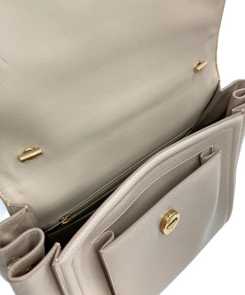 Salvatore Ferragamo（サルヴァトーレ フェラガモ）Salvatore Ferragamo (サルヴァトーレ フェラガモ) VARAチェーンショルダーバッグ ベージュの古着・服飾アイテム
