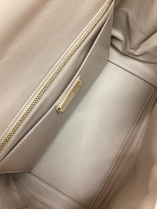 Salvatore Ferragamo（サルヴァトーレ フェラガモ）Salvatore Ferragamo (サルヴァトーレ フェラガモ) VARAチェーンショルダーバッグ ベージュの古着・服飾アイテム