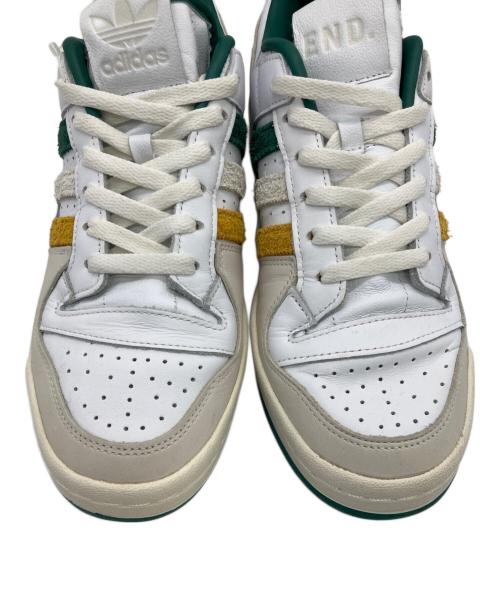 adidas（アディダス）adidas (アディダス) end. (エンド) Forum Varsity Forum Low ホワイト×オレンジ サイズ:US9 1/2の古着・服飾アイテム
