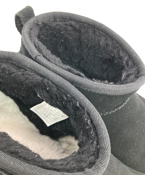UGG（アグ）UGG (アグ) CLASSIC ULTRA MINI PLATFORM ブラック サイズ:USA7の古着・服飾アイテム