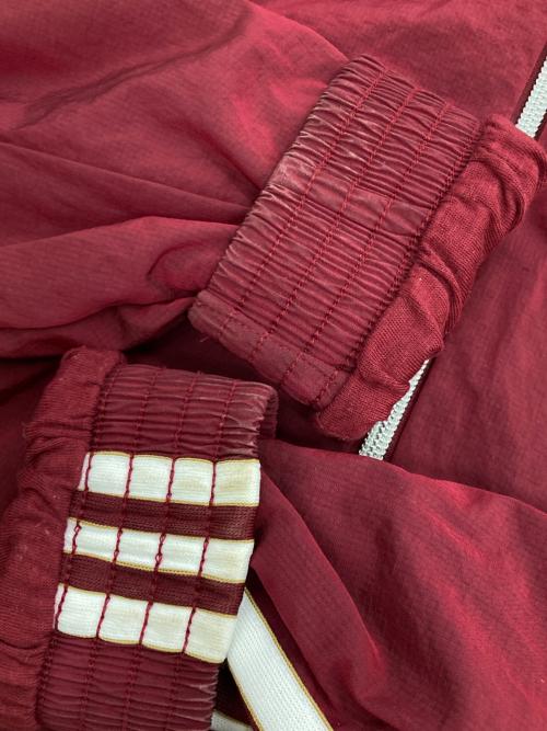 adidas（アディダス）adidas (アディダス) アーセナルテラスアイコン ハーフジップ ジャケット ボルドー サイズ:Mの古着・服飾アイテム