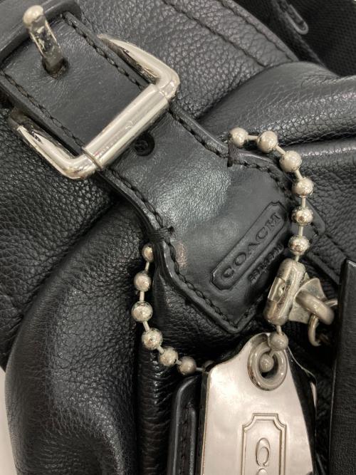 COACH（コーチ）COACH (コーチ) トンプソンスリングバッグ ブラックの古着・服飾アイテム