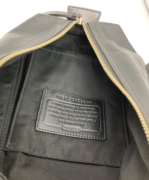 COACH（コーチ）COACH (コーチ) トンプソンスリングバッグ ブラックの古着・服飾アイテム