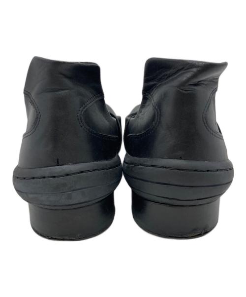 ISSEY MIYAKE（イッセイミヤケ）ISSEY MIYAKE (イッセイミヤケ) レザーストラップバレエシューズ ブラック サイズ:36の古着・服飾アイテム
