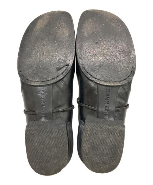ISSEY MIYAKE（イッセイミヤケ）ISSEY MIYAKE (イッセイミヤケ) レザーストラップバレエシューズ ブラック サイズ:36の古着・服飾アイテム