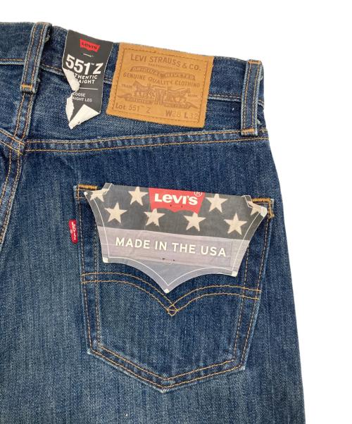 LEVI'S PReMIUM（リーバイス プレミアム）LEVI'S PReMIUM (リーバイス プレミアム) 551Z オーセンティックルーズストレート セルビッジデニム インディゴ サイズ:W28×L32 未使用品の古着・服飾アイテム