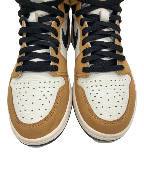 NIKE（ナイキ）NIKE (ナイキ) AIR JORDAN 1 RETRO HIGH OG ブラウン×ホワイト サイズ:US10の古着・服飾アイテム
