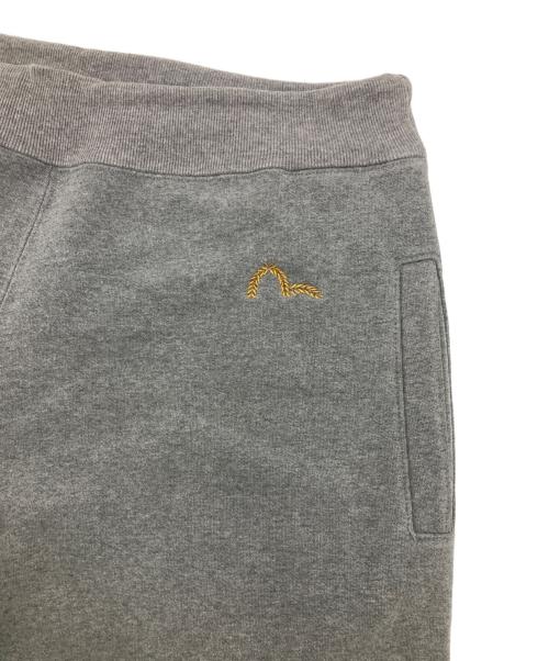 EVISU（エヴィス）EVISU (エヴィス) カモメプリントスウェットパンツ グレー サイズ:42の古着・服飾アイテム